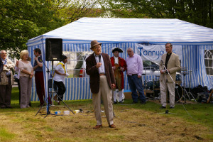 Ron Moody Opening the Southgate May Day Fayre in 2014, photo by kind permission of Christine Matthews ( Creative Commons LIcense)